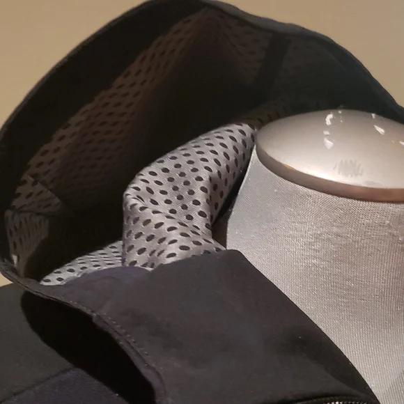 Adidas jacket - Picture 3 of 5